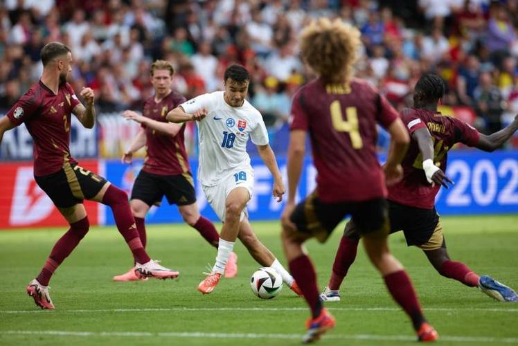 IM体育下载-马其顿队主场获胜，晋级后劲十足