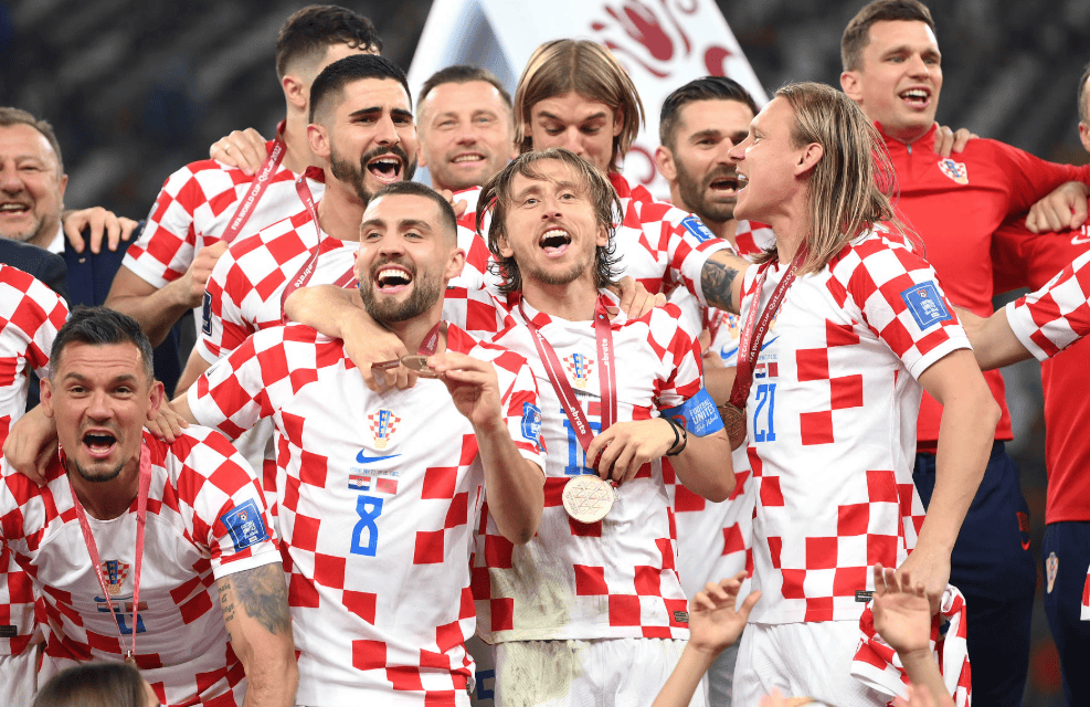 IM体育App下载-波黑不敌克罗地亚，出线形势堪忧