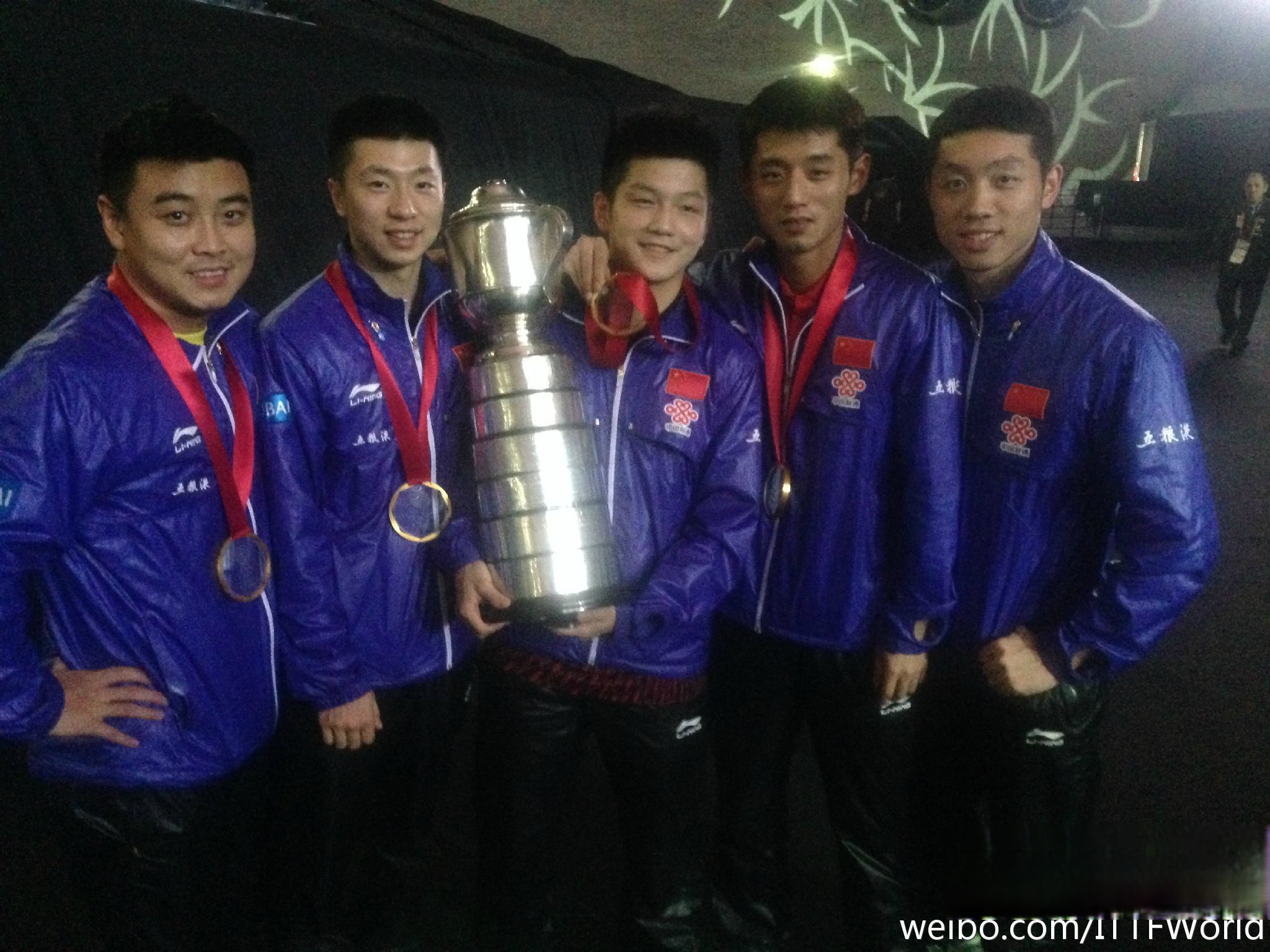 法国乒乓球队险胜英国乒乓球队,许昕爆发神勇 法国乒乓球队险胜英国乒乓球队,许昕爆发神勇